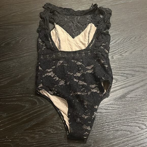 Night Cap Clothing Lace High Neck Body Suit Size Small - Picture 3 of 5